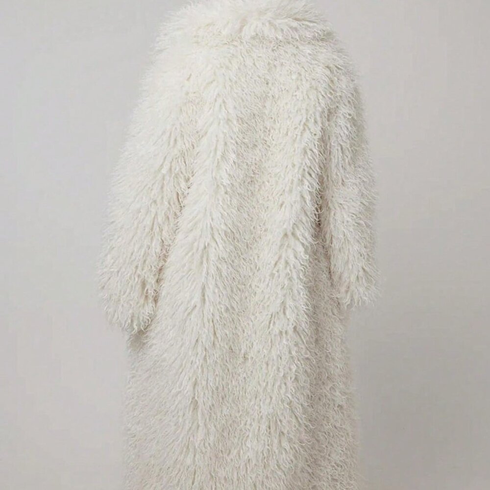 White Casual Women's Elegant Lapel Collar Loose Fit Faux Fur Coat - Picture 2 of 6